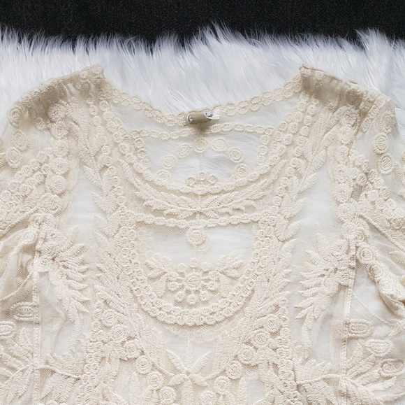 NWOT Sheer embroidered top - Picture 2 of 7